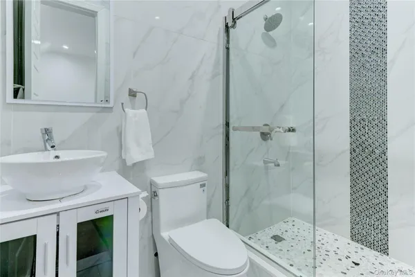 $17,000 | 120 Majestic Drive, Dix Hills, NY 11743