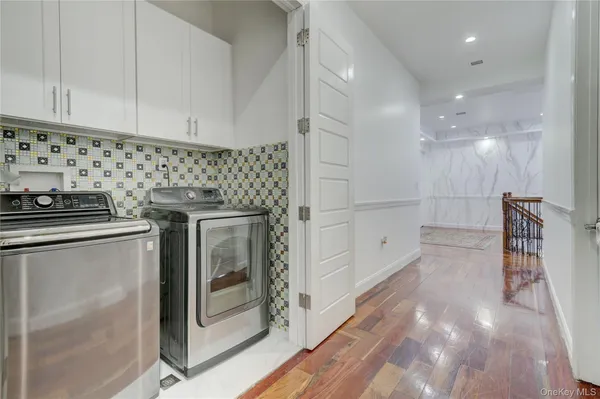 $18,000 | 120 Majestic Drive, Dix Hills, NY 11743