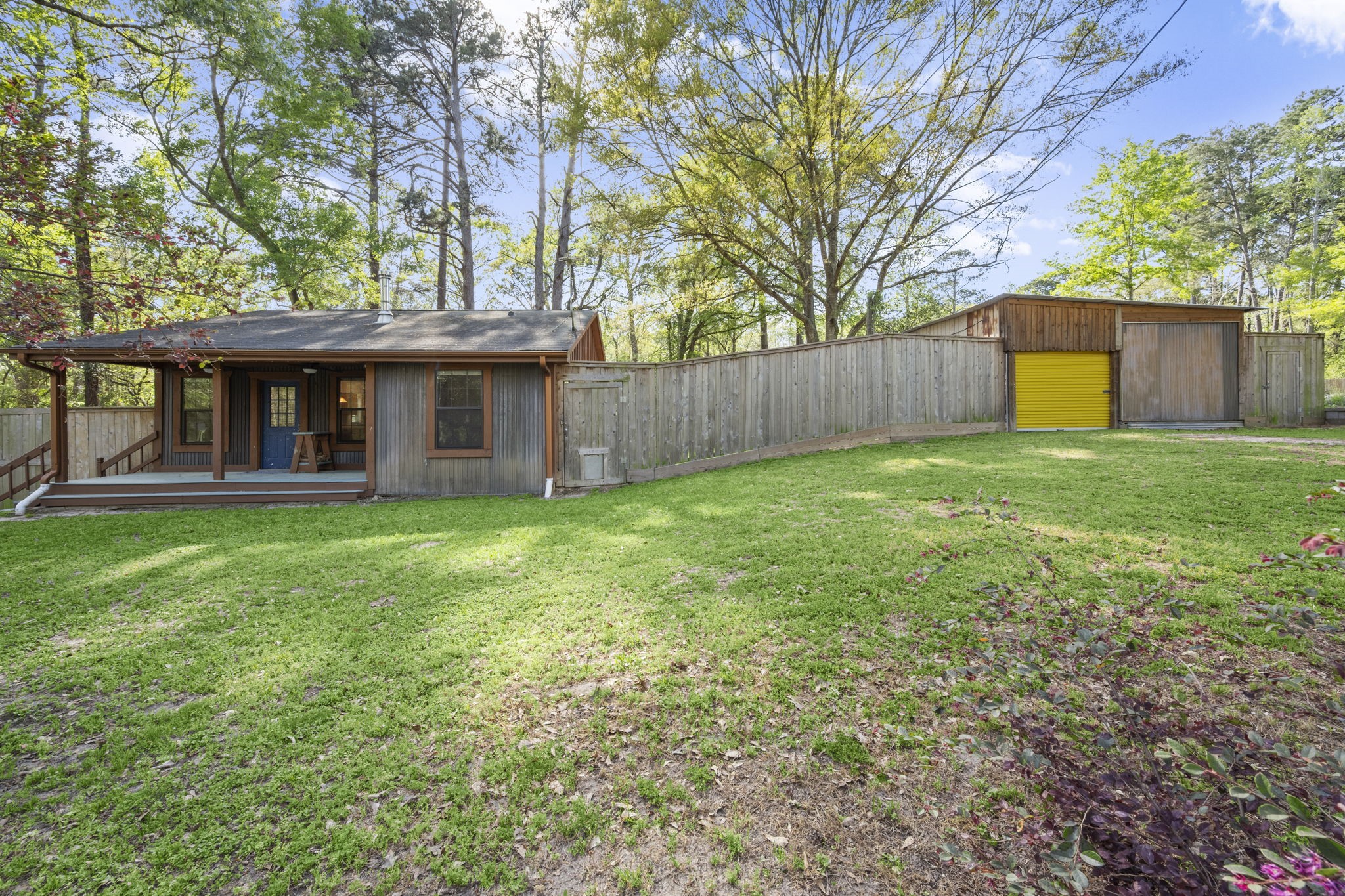 12991 Royal Creek Road Conroe, TX 77303 - Photo 8 of 42