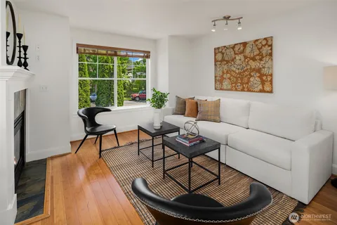 $689,000 | 511 Martin Luther King Jr Way South, Seattle, WA 98144