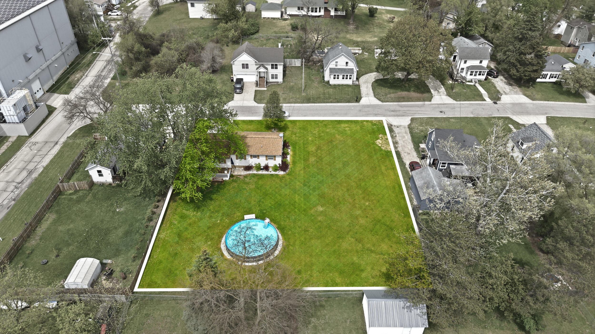 336 Clay Street Sparta, MI 49345 - Photo 2 of 40 336 clay st-007-edit