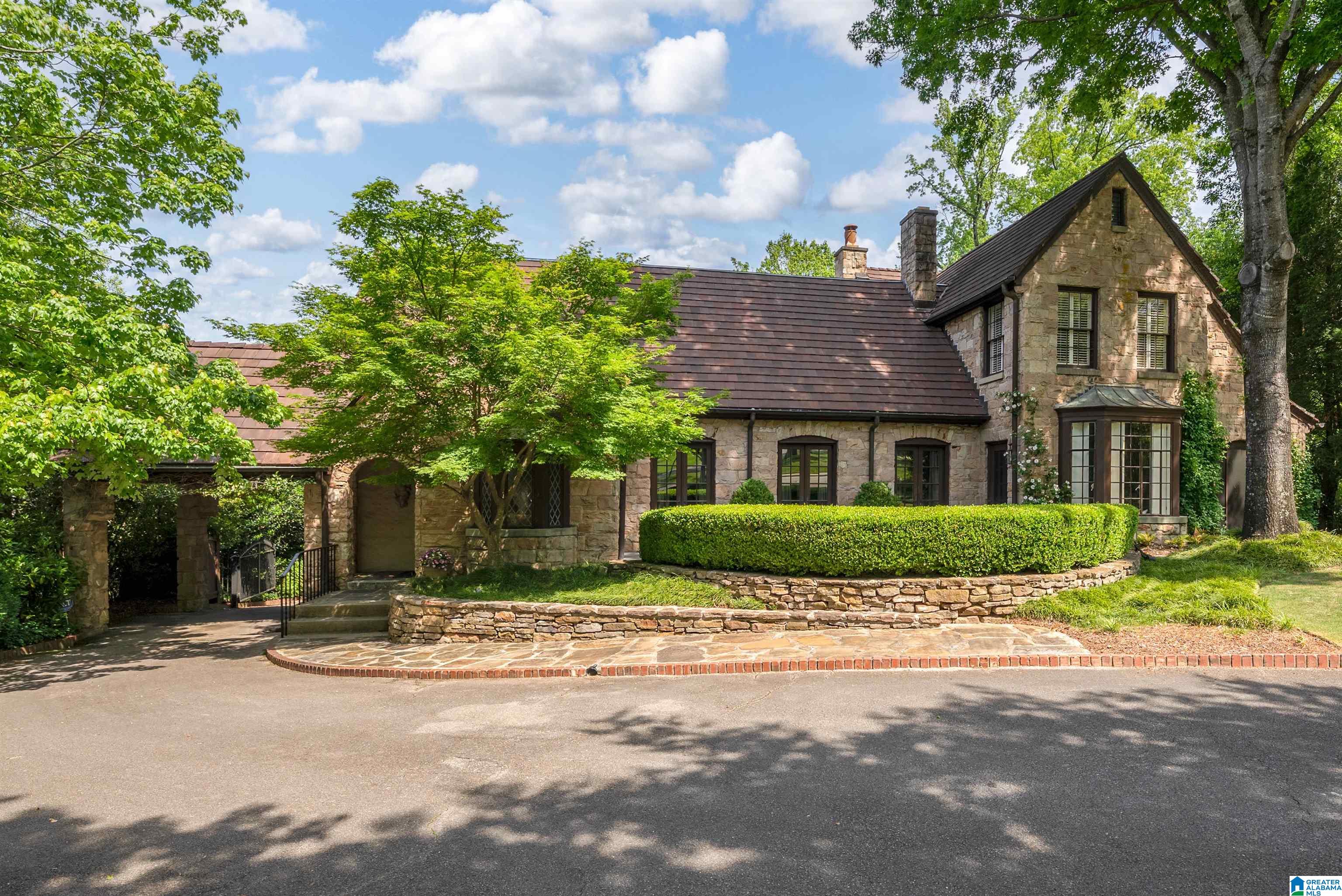 2724 Canterbury Road Birmingham, AL 35223 - Photo 6 of 93