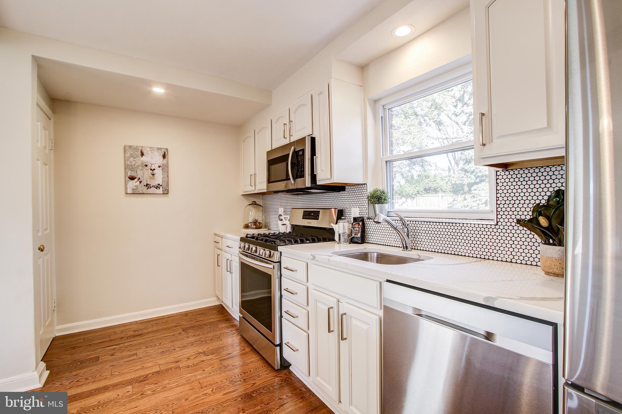 1023 Stirling Road Silver Spring, MD 20901 - Photo 14 of 33
