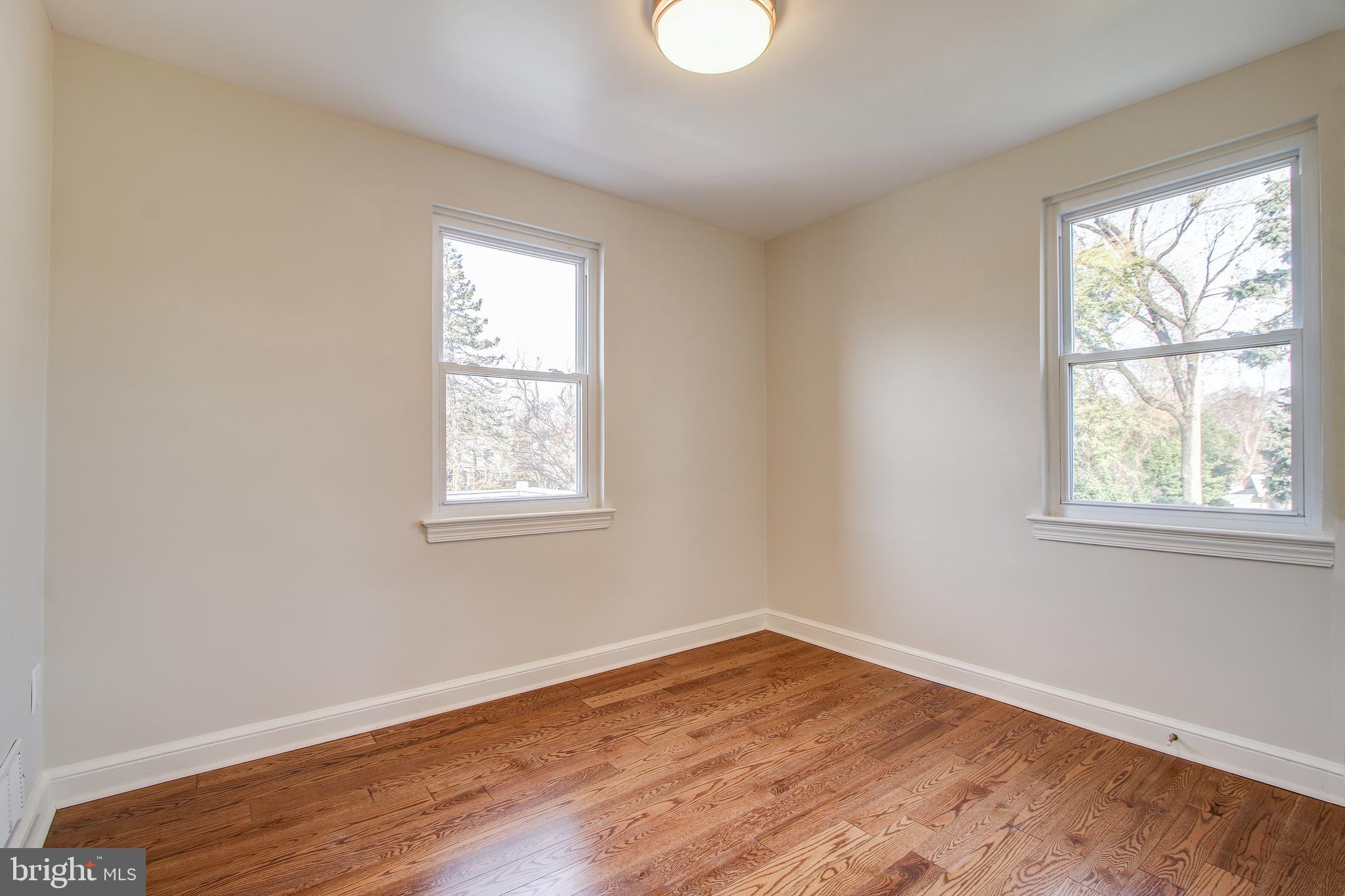 1023 Stirling Road Silver Spring, MD 20901 - Photo 20 of 33