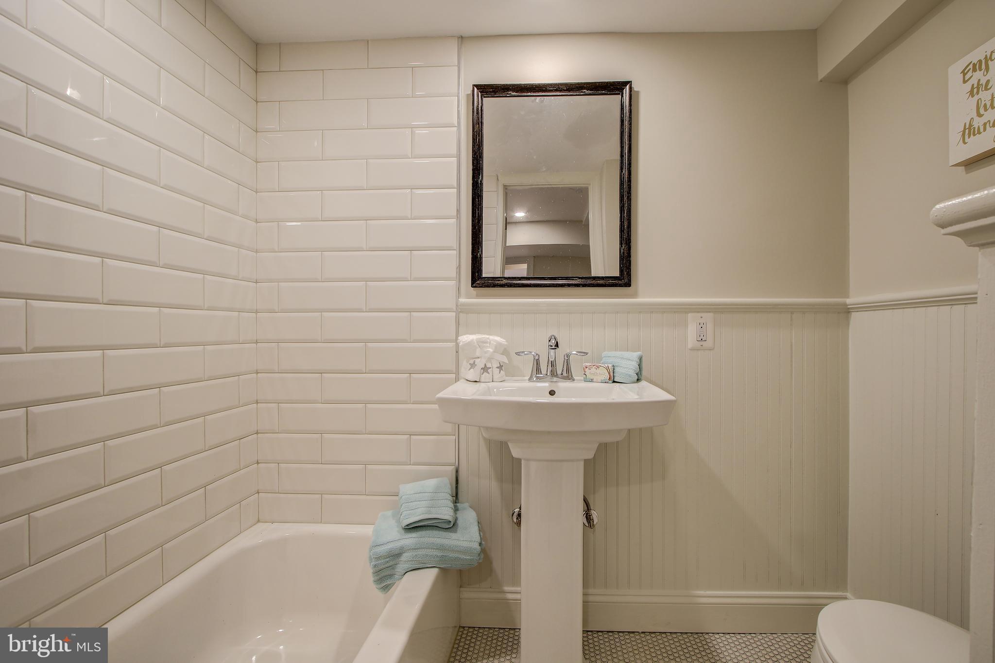1023 Stirling Road Silver Spring, MD 20901 - Photo 26 of 33