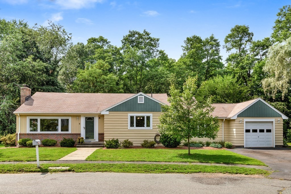 8 Spring Lane Saugus, MA 01906 - Photo 2 of 39 Gallery Image 2