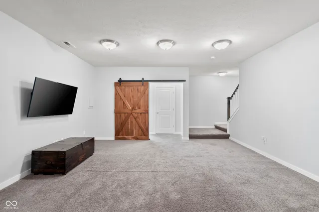 $630,000 | 1401 Farmhouse Drive, Westfield, IN 46074