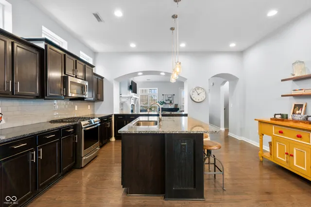 $630,000 | 1401 Farmhouse Drive, Westfield, IN 46074