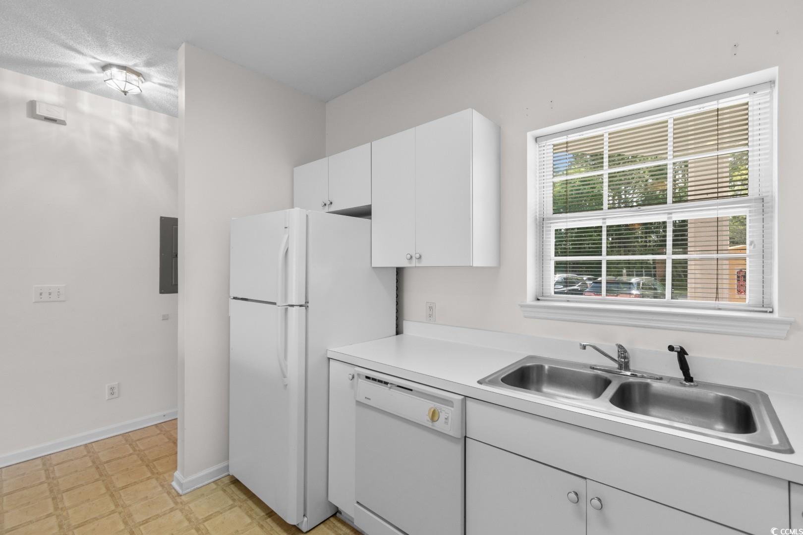 3927 Gladiola Court, Unit 103 Myrtle Beach, SC 29588 - Photo 10 of 38