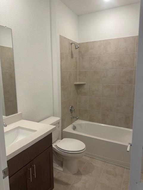 3108 Windecup Road Celina, TX 75009 - Photo 10 of 31 a bathroom with a sink a toilet and a bathtub