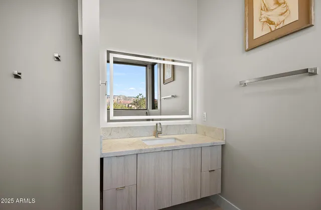 $2,489,000 | 75 Bell Rock Trail, Sedona, AZ 86336