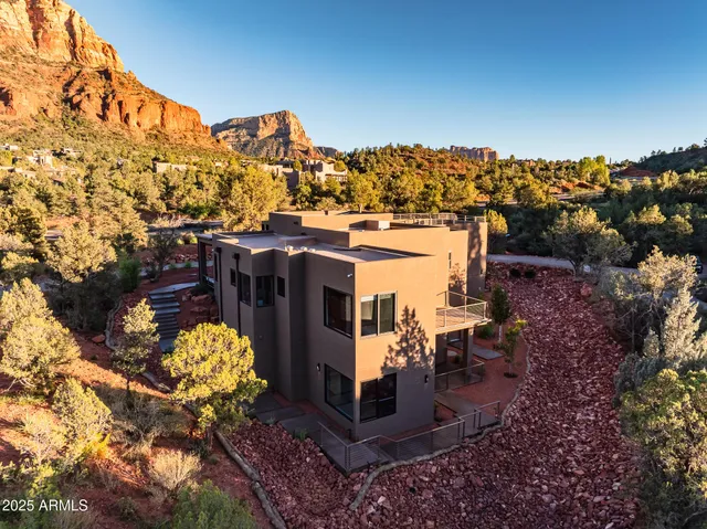 $2,489,000 | 75 Bell Rock Trail, Sedona, AZ 86336
