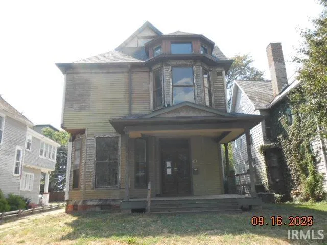 $92,480 | 813 Southeast Riverside Drive, Evansville, IN 47713