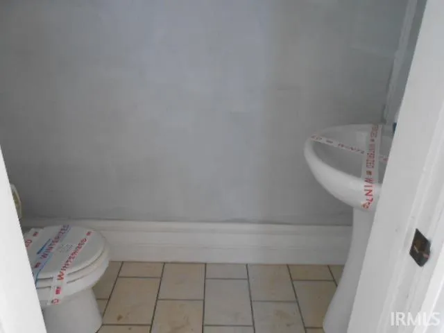 $92,480 | 813 Southeast Riverside Drive, Evansville, IN 47713