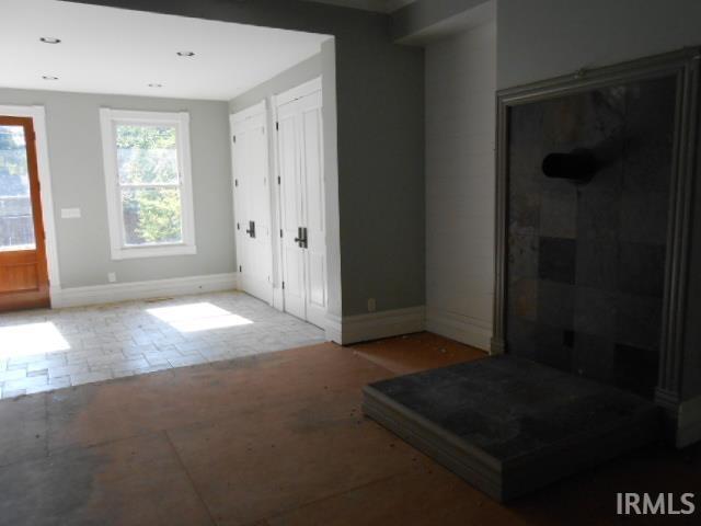 813 Southeast Riverside Drive Evansville, IN 47713 - Photo 15 of 31 Gallery Image 15