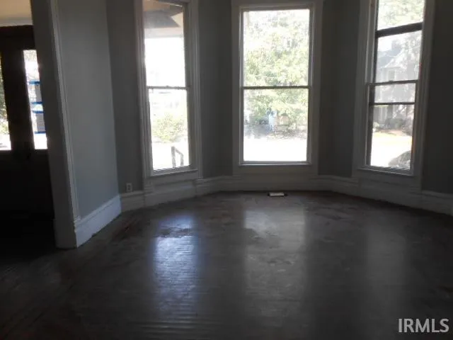 $92,480 | 813 Southeast Riverside Drive, Evansville, IN 47713