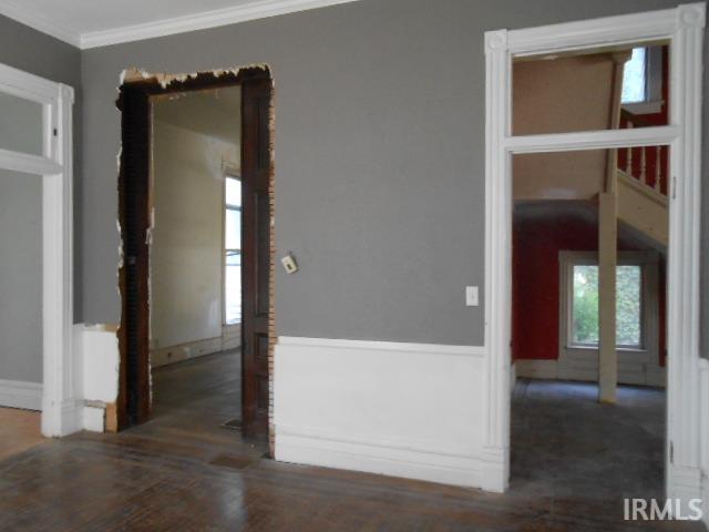 813 Southeast Riverside Drive Evansville, IN 47713 - Photo 9 of 31 Gallery Image 9