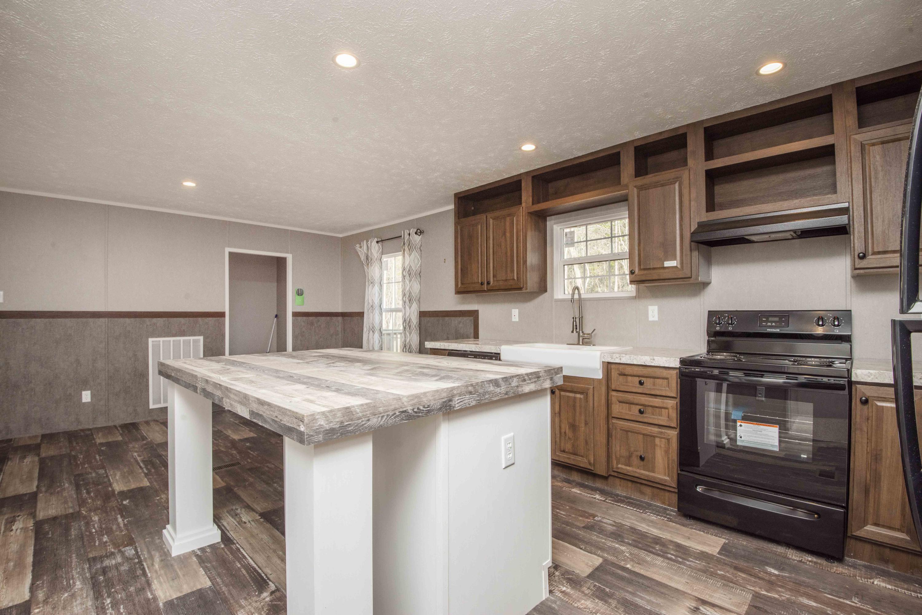 4650 Hall Road Loudon, TN 37774 - Photo 13 of 38 kitchen 3_1