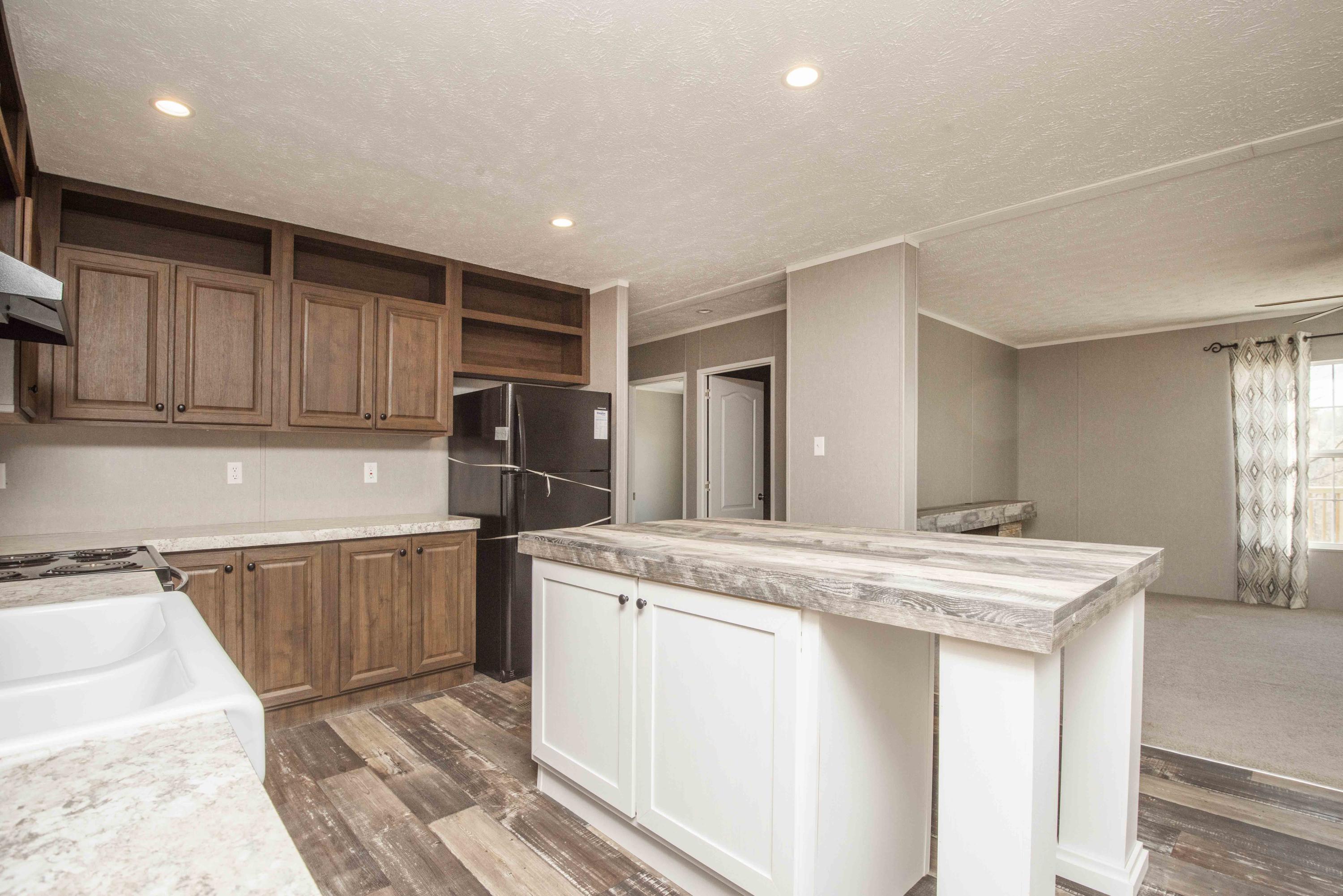 4650 Hall Road Loudon, TN 37774 - Photo 17 of 38 kitchen_1