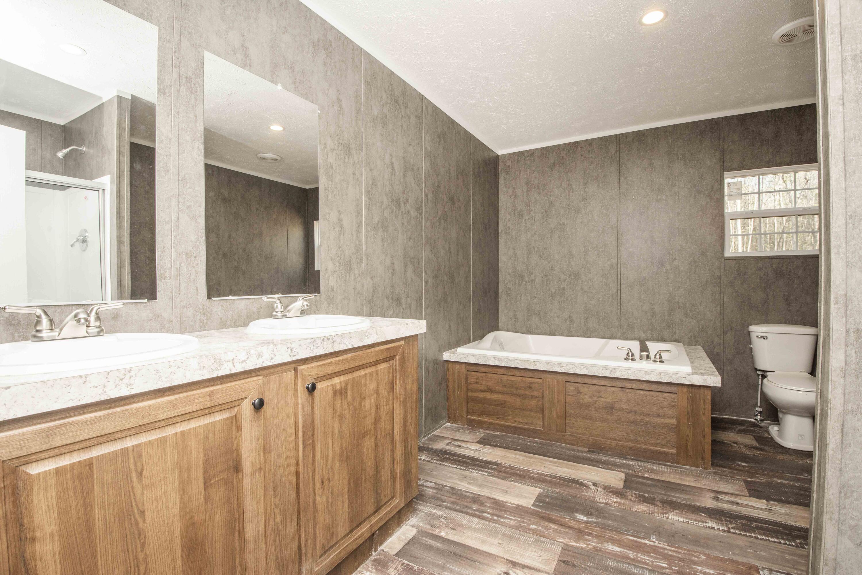 4650 Hall Road Loudon, TN 37774 - Photo 25 of 38 master bath 2_1