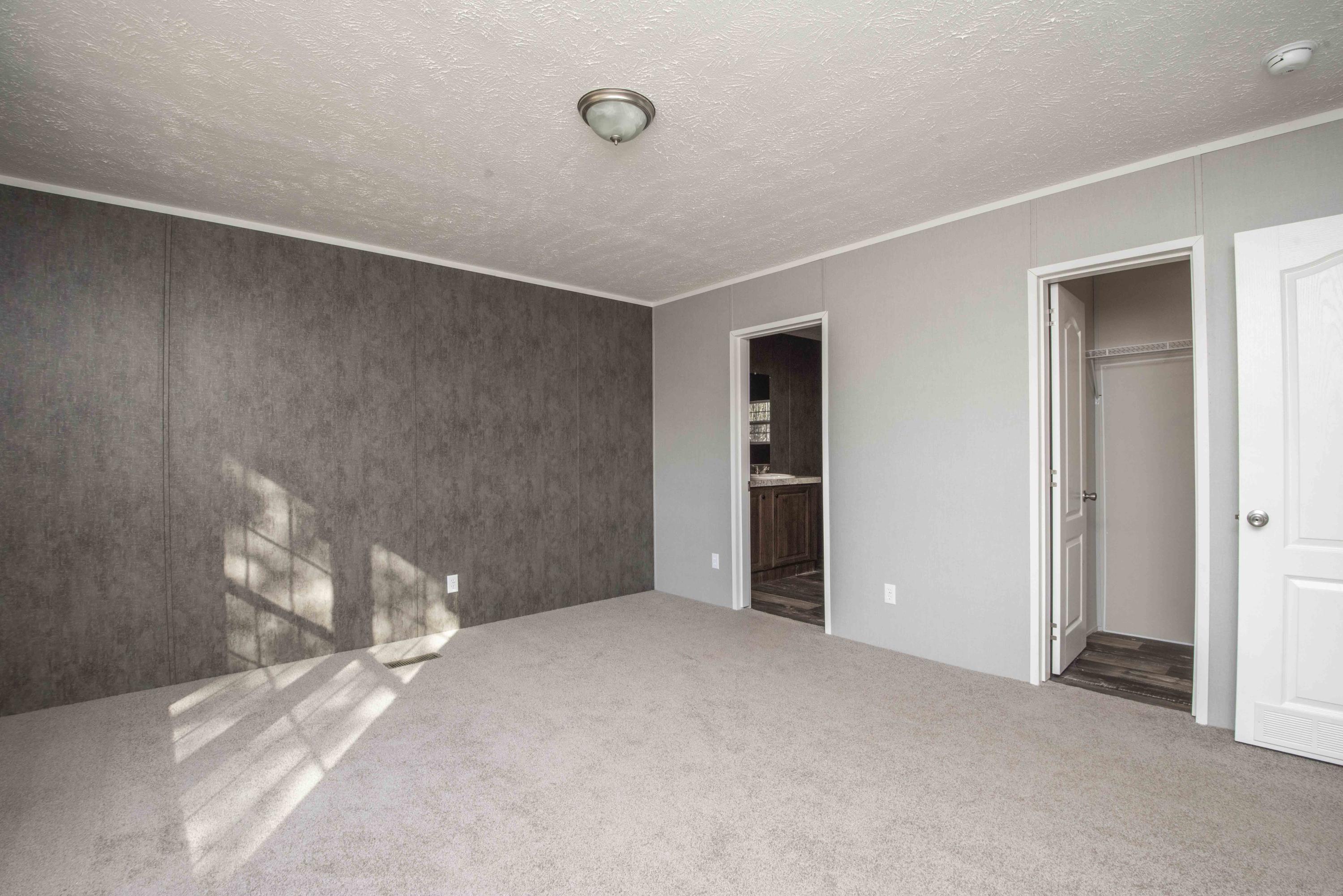 4650 Hall Road Loudon, TN 37774 - Photo 27 of 38 master bed 1_1