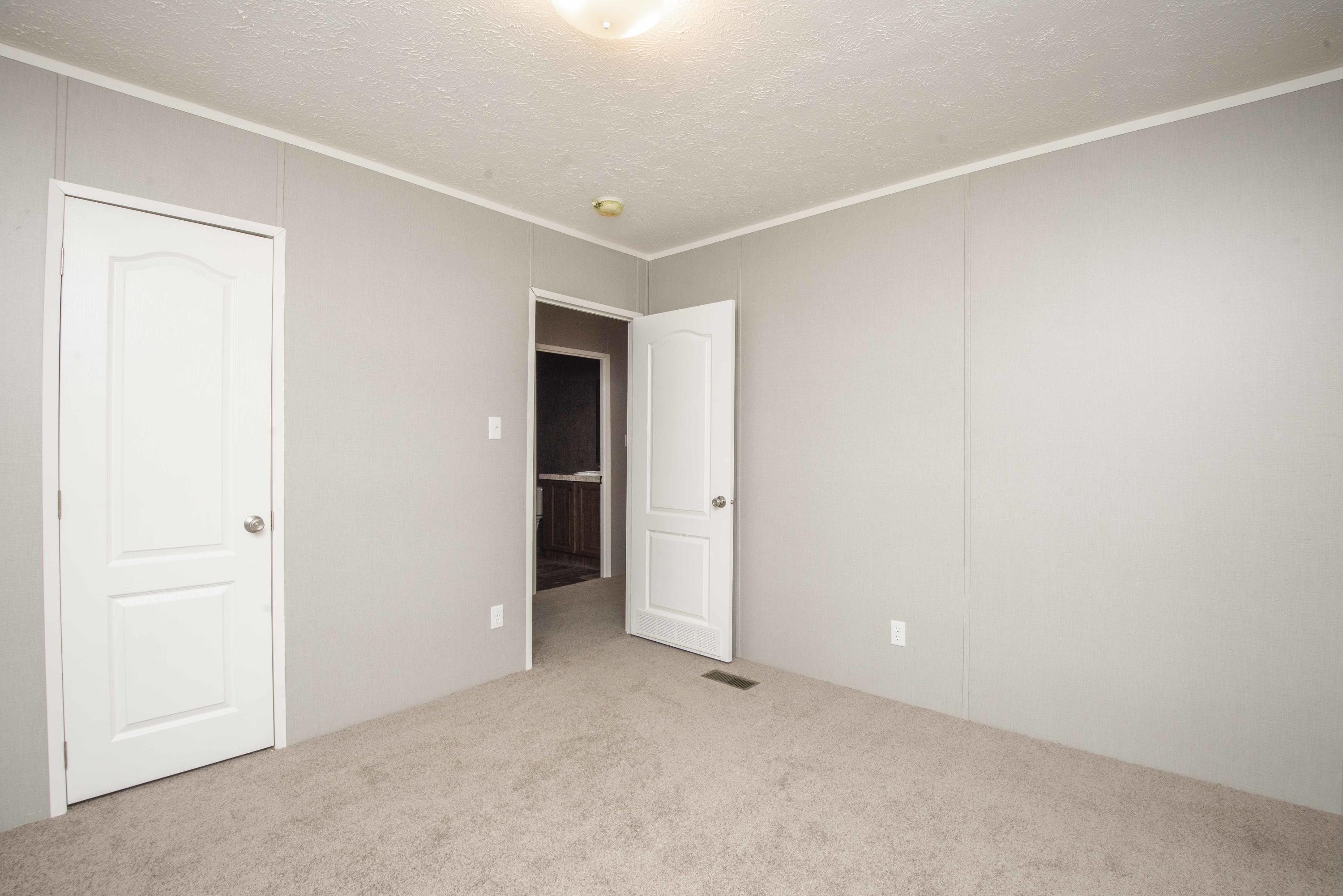 4650 Hall Road Loudon, TN 37774 - Photo 32 of 38 second bed 1_1