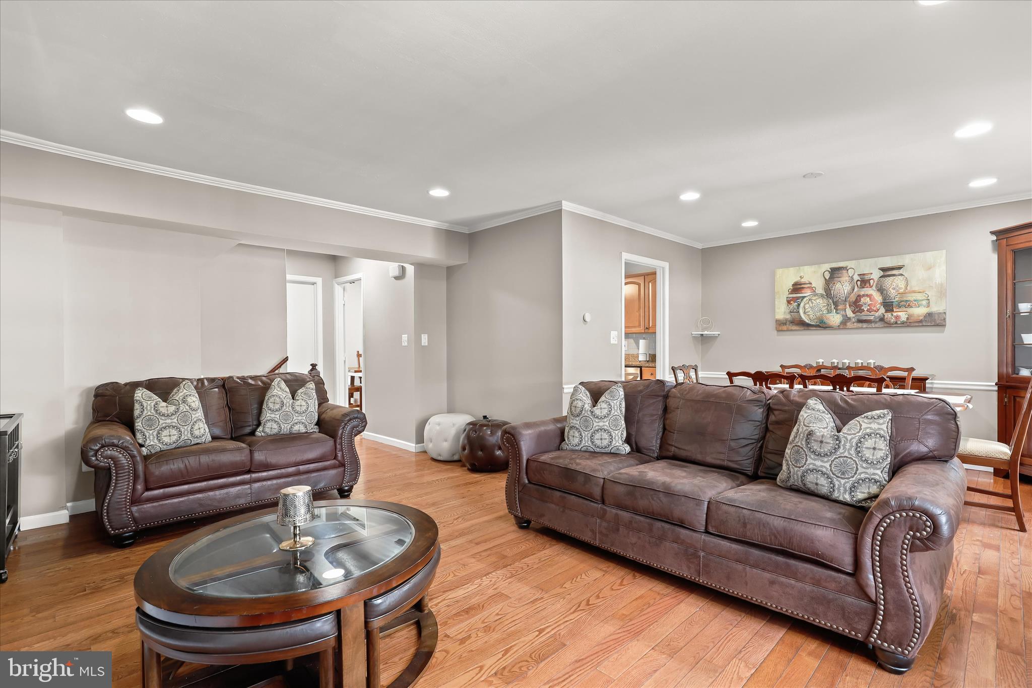 10 Ramsdell Terrace Gaithersburg, MD 20878 - Photo 39 of 40 Open floor plan