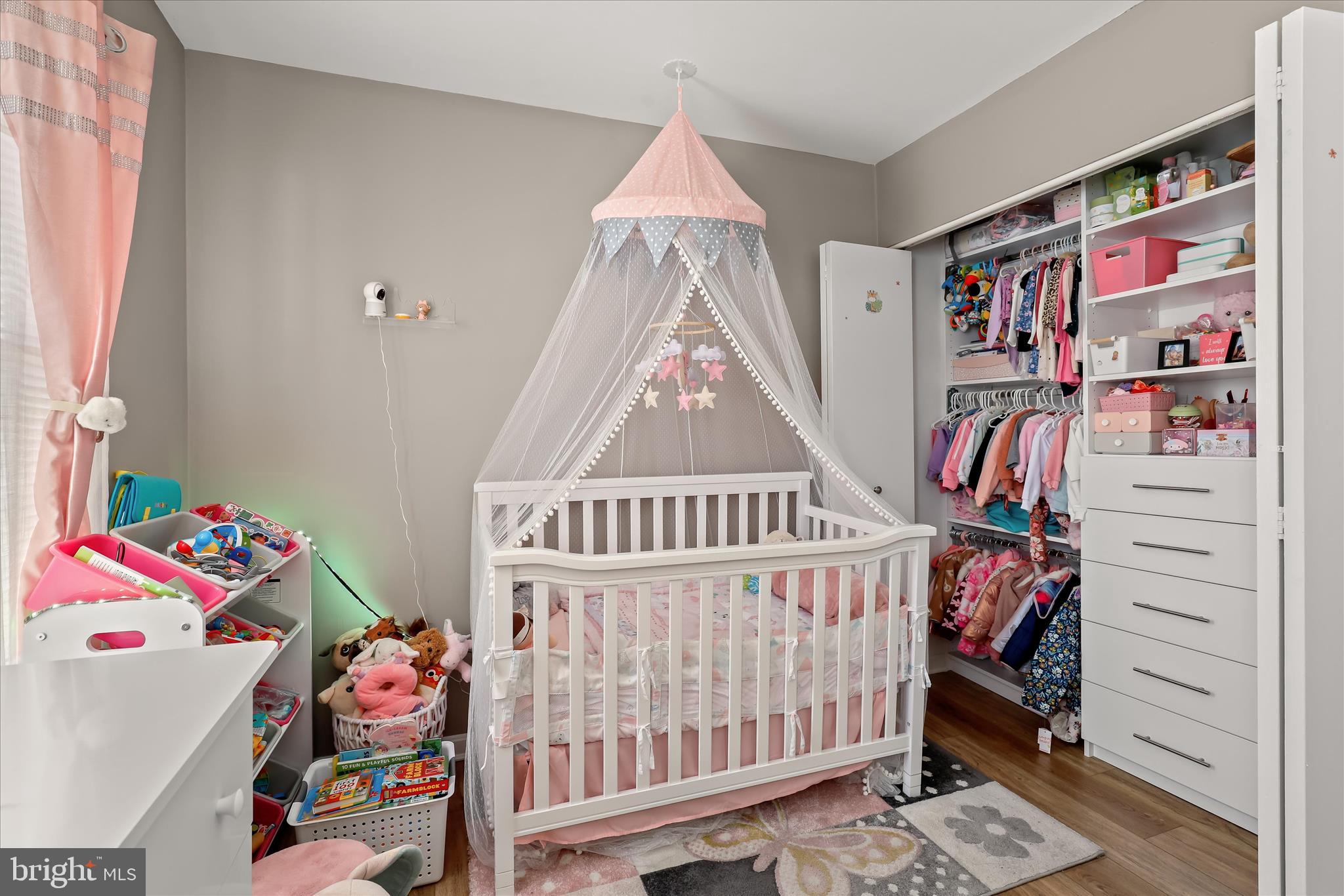 10 Ramsdell Terrace Gaithersburg, MD 20878 - Photo 23 of 40 Bedroom 2 w/ customized closet