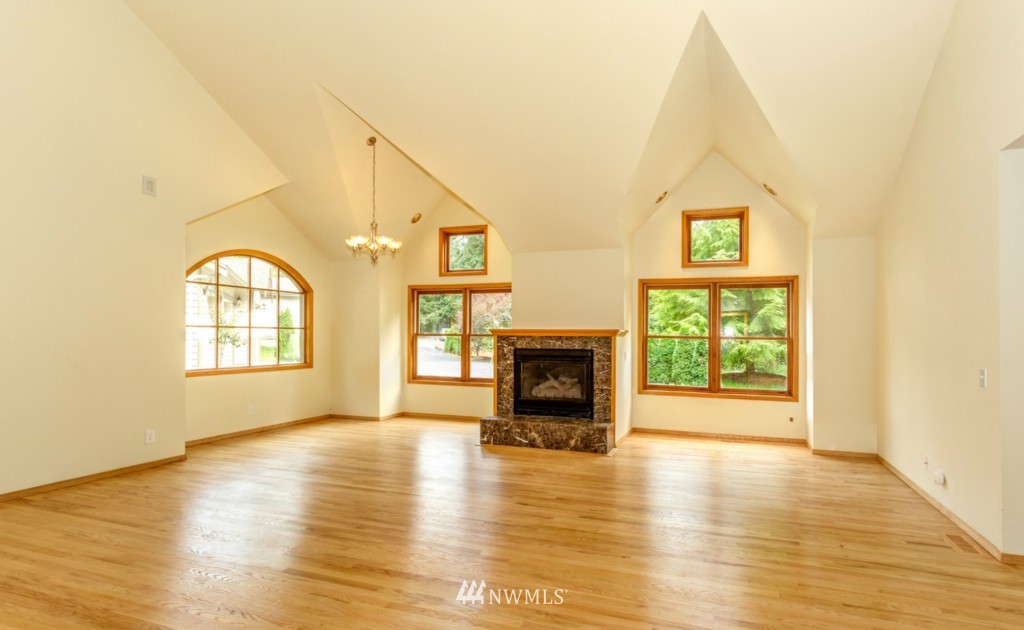 5031 Samish Way Bellingham, WA 98229 - Photo 12 of 25 Gallery Image 12