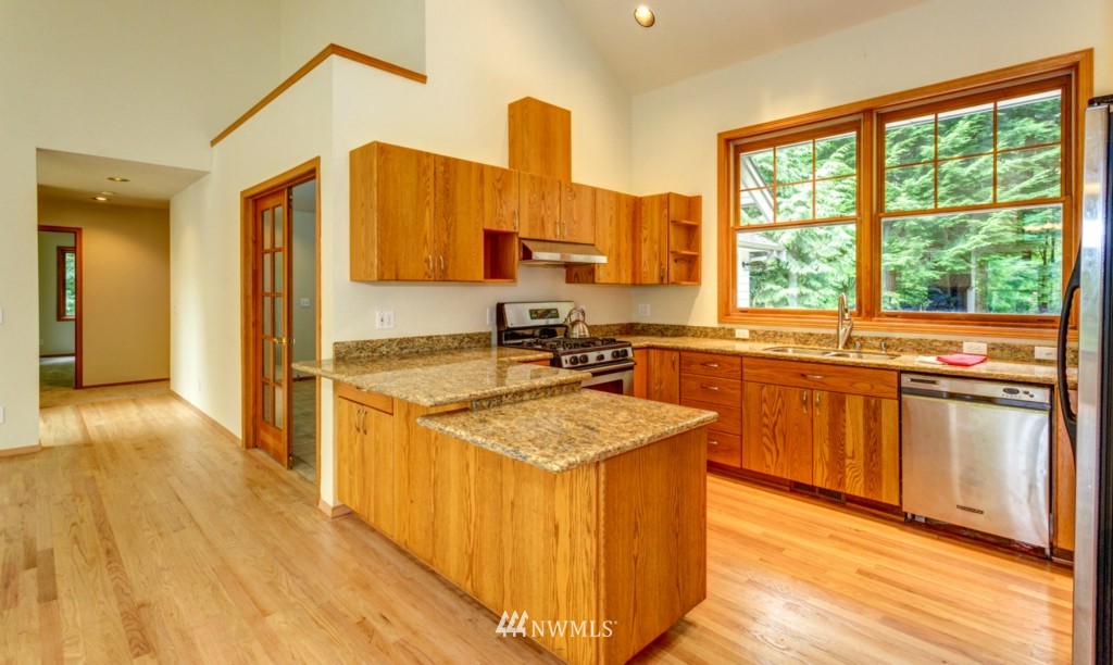 5031 Samish Way Bellingham, WA 98229 - Photo 8 of 25 Gallery Image 8