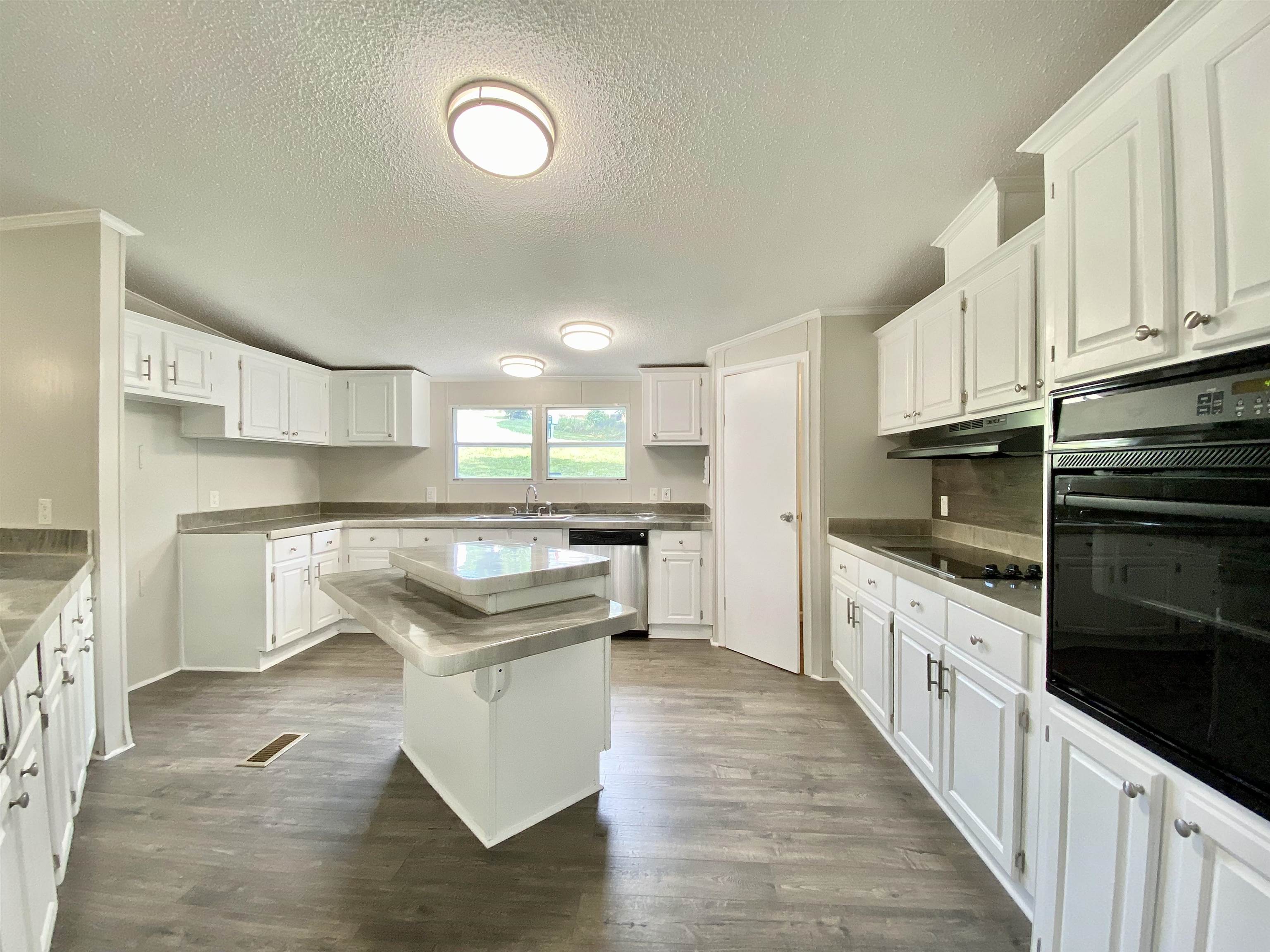 324 Thornbury Ridge Easley, SC 29640 - Photo 9 of 36