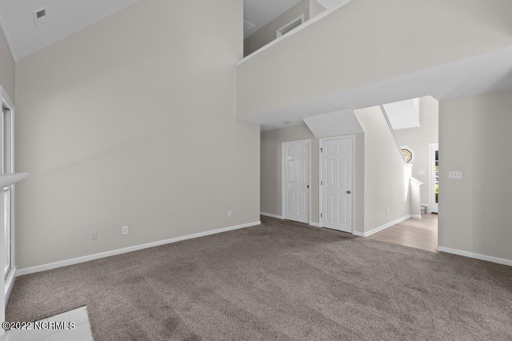 1111 Mill Run Road Sneads Ferry, NC 28460 - Photo 8 of 30 Family room