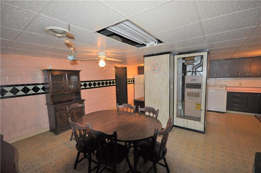 427 East Garden Road Pittsburgh, PA 15227 - Photo 17 of 23 Gallery Image 17