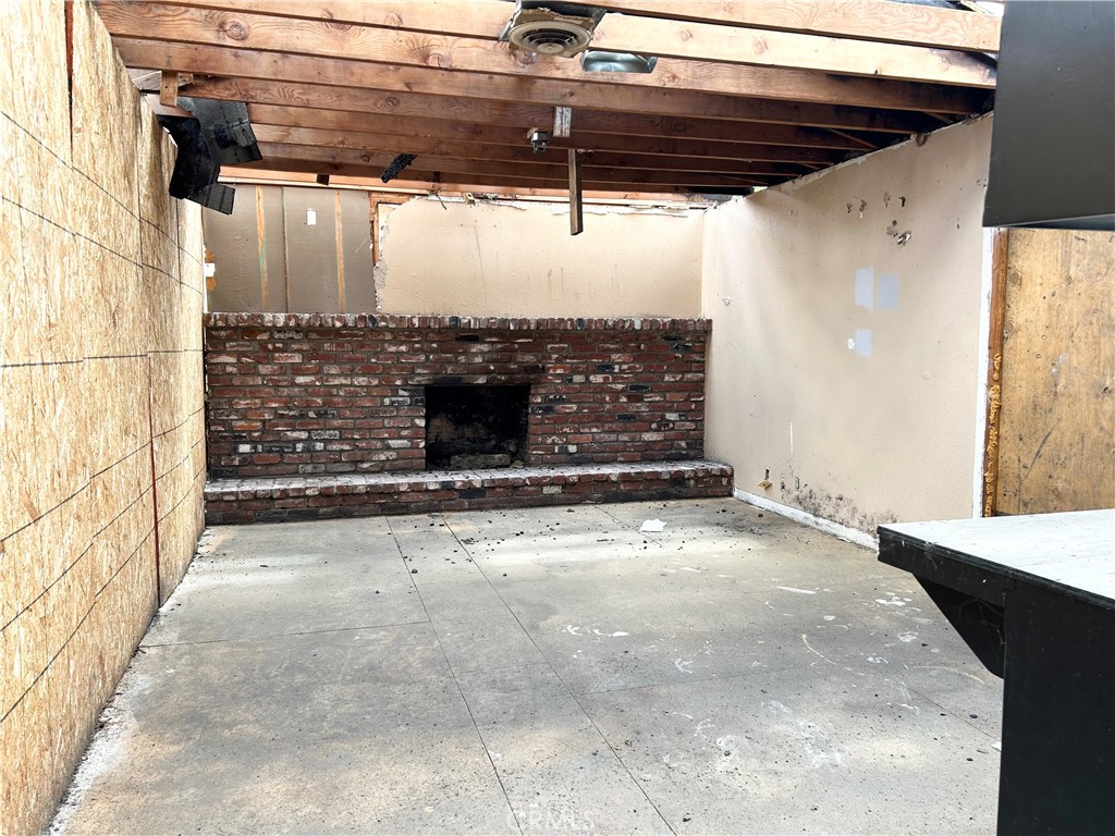 3375 De Anza Court Merced, CA 95348 - Photo 10 of 32 Family room