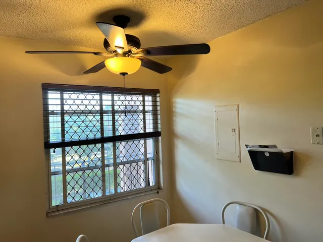 $110,000 | 7591 Northwest 1st Street, Unit 401, Margate, FL 33063