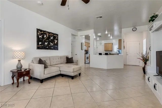 $1,800 | 7709 Island Rail Drive, North Las Vegas, NV 89084