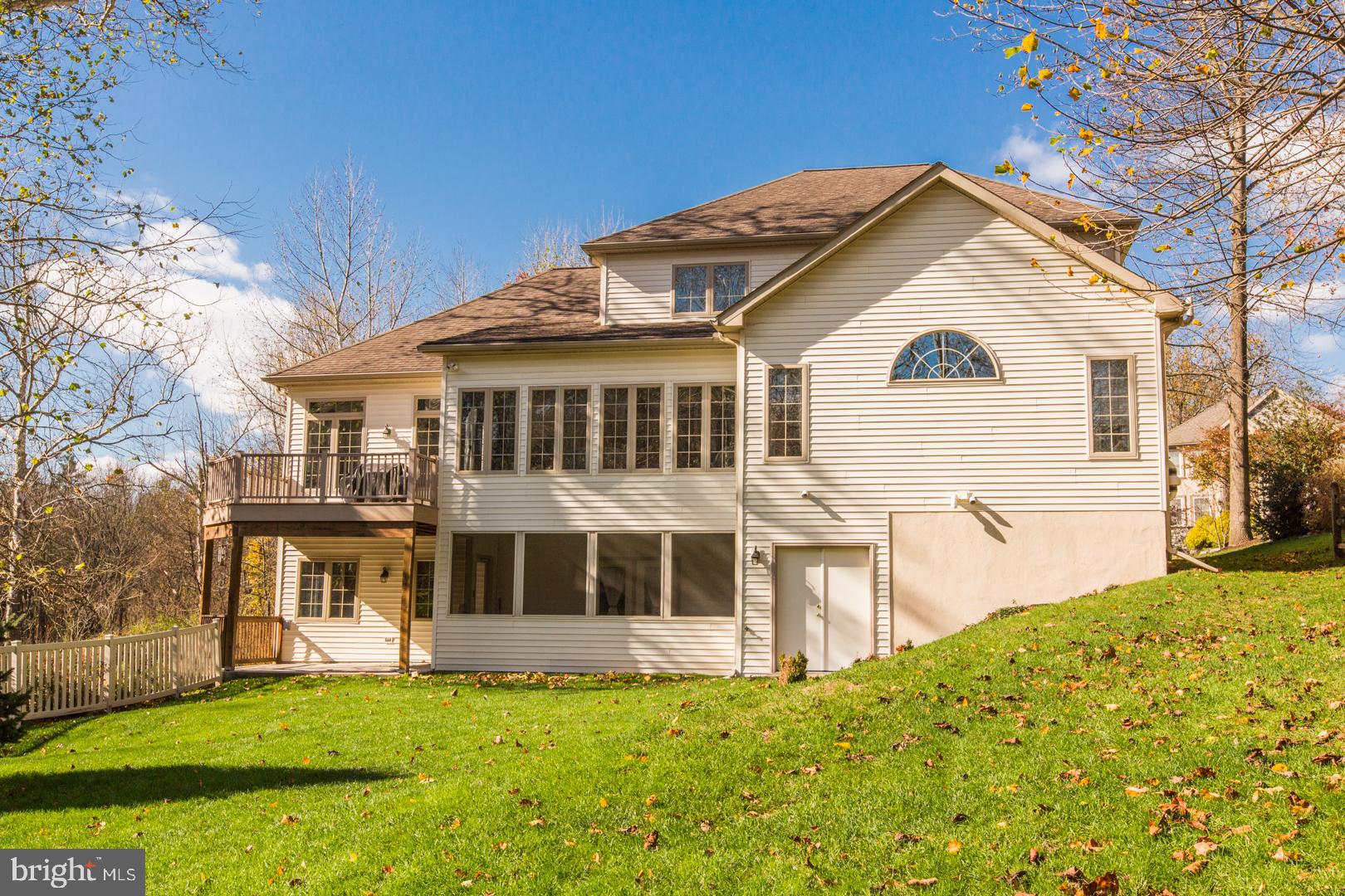 14 Dogwood Valley Lititz, PA 17543 - Photo 6 of 50 Gallery Image 6