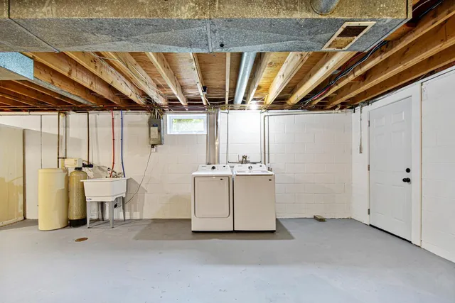 $225,000 | 205 Park Avenue North, Vernon Center, MN 56090