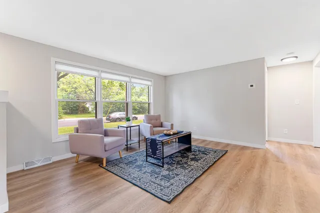 $225,000 | 205 Park Avenue North, Vernon Center, MN 56090