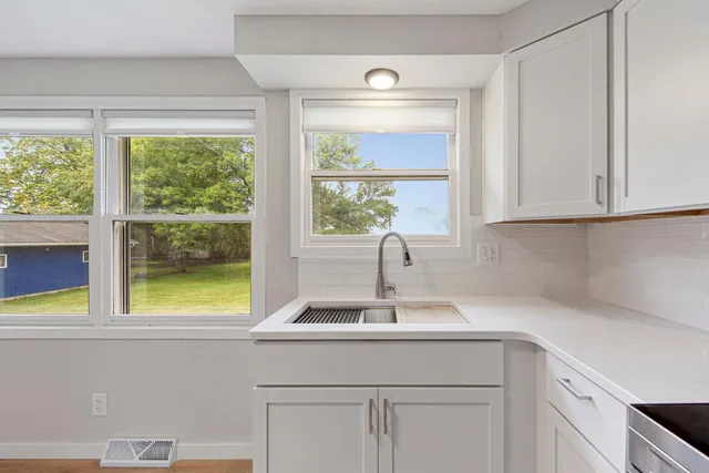 $225,000 | 205 Park Avenue North, Vernon Center, MN 56090