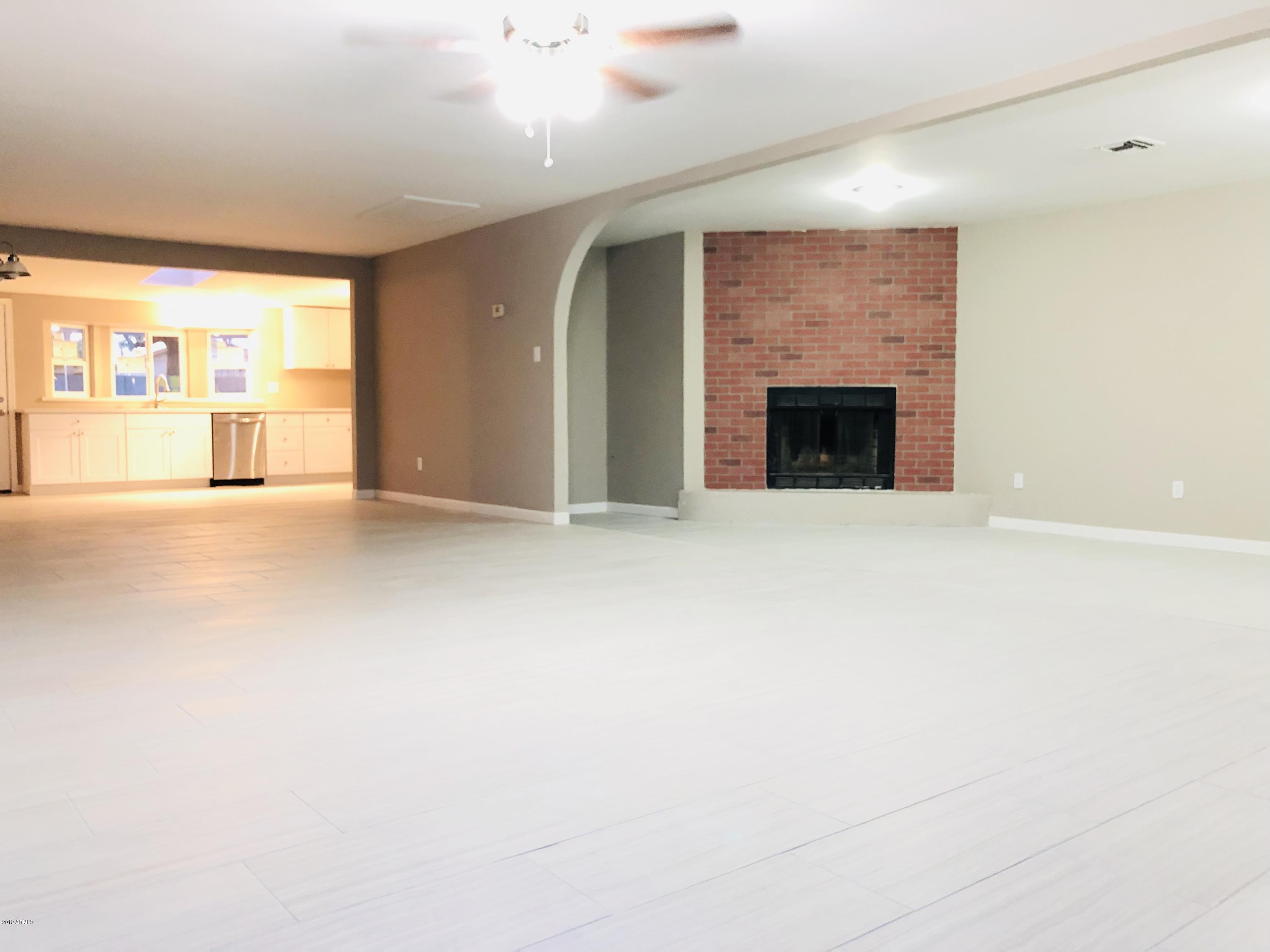 6038 West Coronado Road Phoenix, AZ 85035 - Photo 4 of 32 IMG_6943