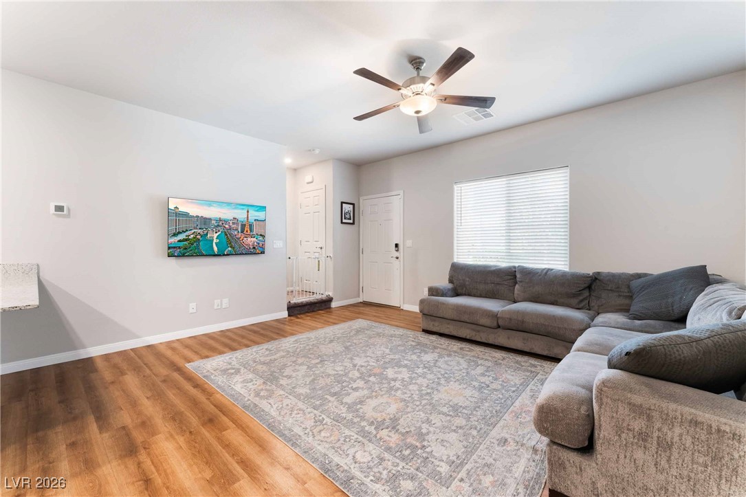 7451 Sunray Point Street North Las Vegas, NV 89084 - Photo 4 of 19