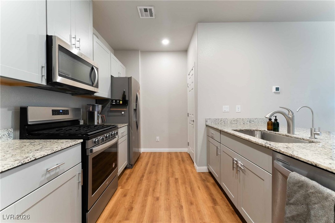 7451 Sunray Point Street North Las Vegas, NV 89084 - Photo 6 of 19