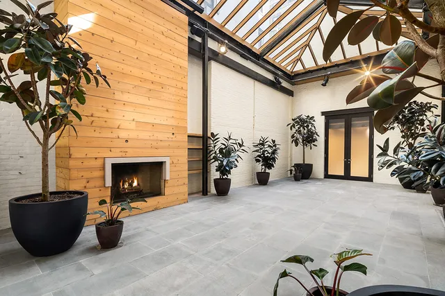 $60,000,000 | 35 East 62nd Street | Lenox Hill