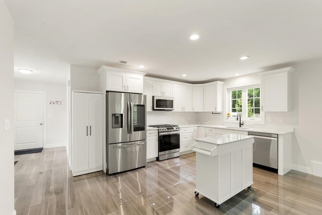 1295 Main Street Reading, MA 01867 - Photo 28 of 29