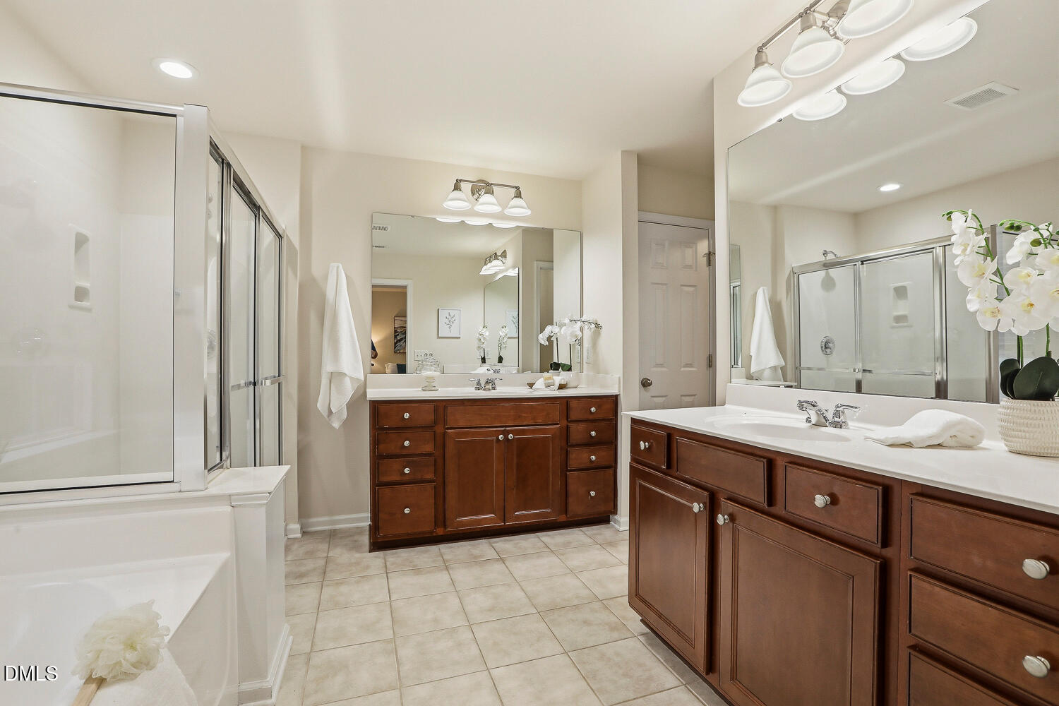 2510 Silverpalm Street Raleigh, NC 27612 - Photo 35 of 65 2510 Silverpalm St Raleigh NC-large-036-