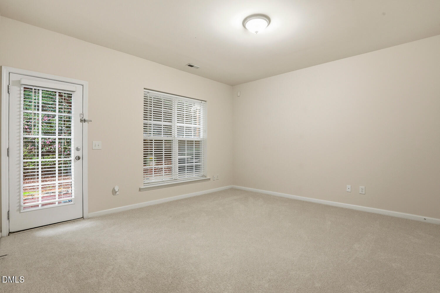 2510 Silverpalm Street Raleigh, NC 27612 - Photo 47 of 65 an empty room with windows