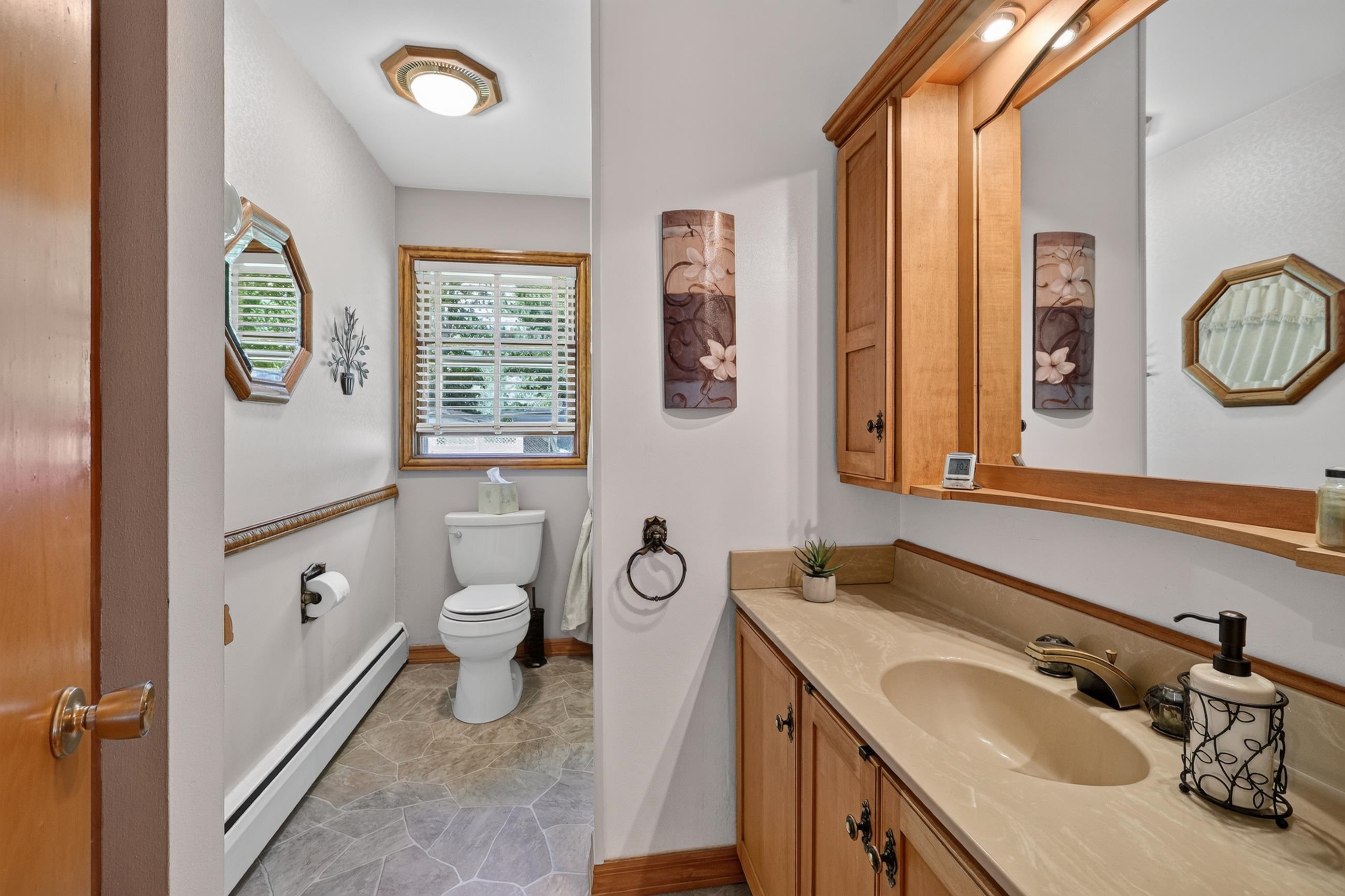 1610 Homberg Lane Madison, WI 53716 - Photo 16 of 46