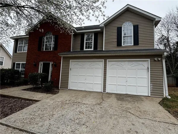 $2,200 | 2463 Meadow Spring Drive, Lithonia, GA 30058