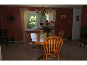 41 Ridgewood Drive Goffstown, NH 03045 - Photo 3 of 5 Gallery Image 3